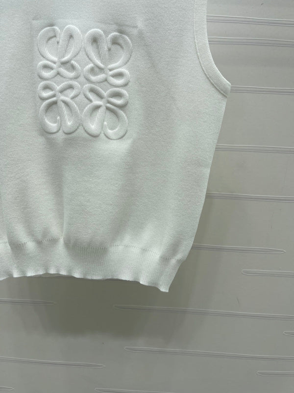Loew 26 Collared Knit Vest in Wool 387022