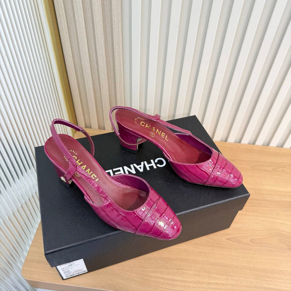 CC 26FW Slingback Pumps 6.5cm Crocodile-Embossed Patent Leather 182060