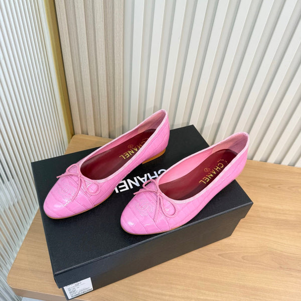CC 26FW Bow Ballet Flats Crocodile-Embossed Patent Leather 182074
