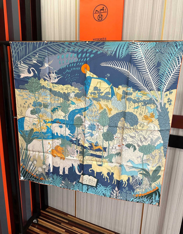 HM 26s Scarf 90x90cm Twill Silk 550747