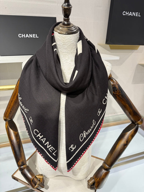 CC 2026 Chain Scarf Black Silk Cashmere 219220