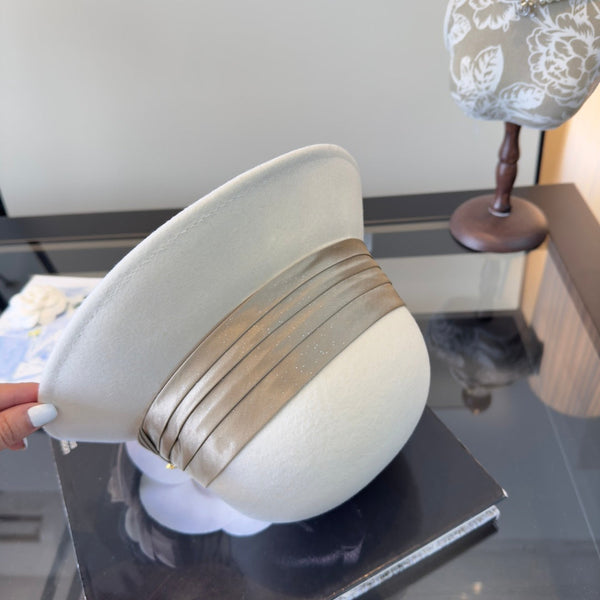 CC Felt Hat With Brooch 477662