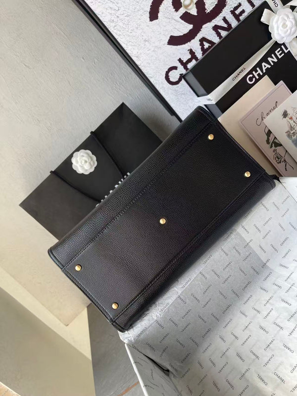 CC 2025 Deauville Tote Bag Black Leather GHW