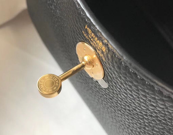 HM Mini Lindy 20cm Black Clemence Leather