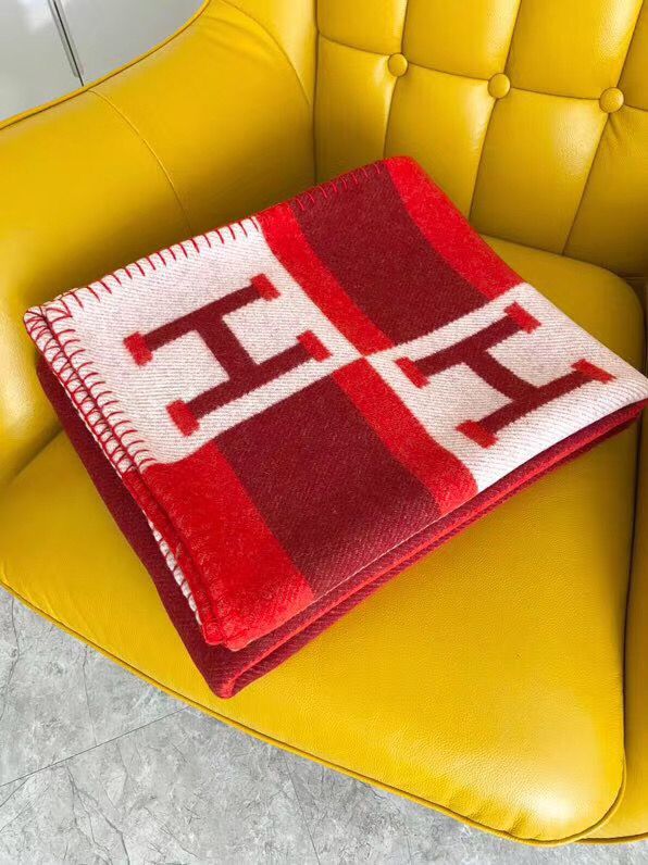 HM Avalon Throw Blanket Red Wool Cashmere