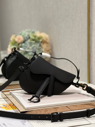 CD Saddle Bag Matte Black in Cowhide 288168