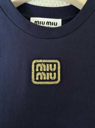 T-shirt a maniche lunghe Miu Miu in cotone