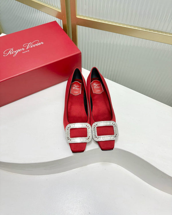 Belle Viv Satin Diamond Buckle Silk Fabric 188938