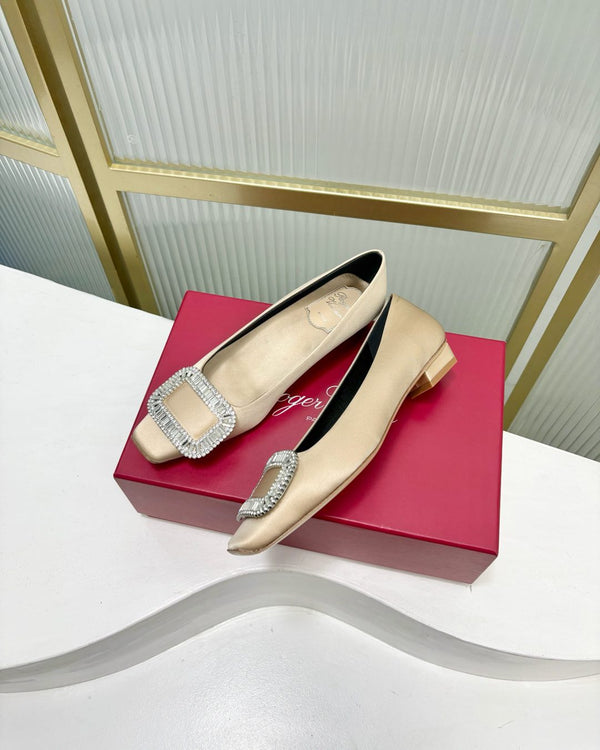 Belle Viv Satin Diamond Buckle Silk Fabric 188938