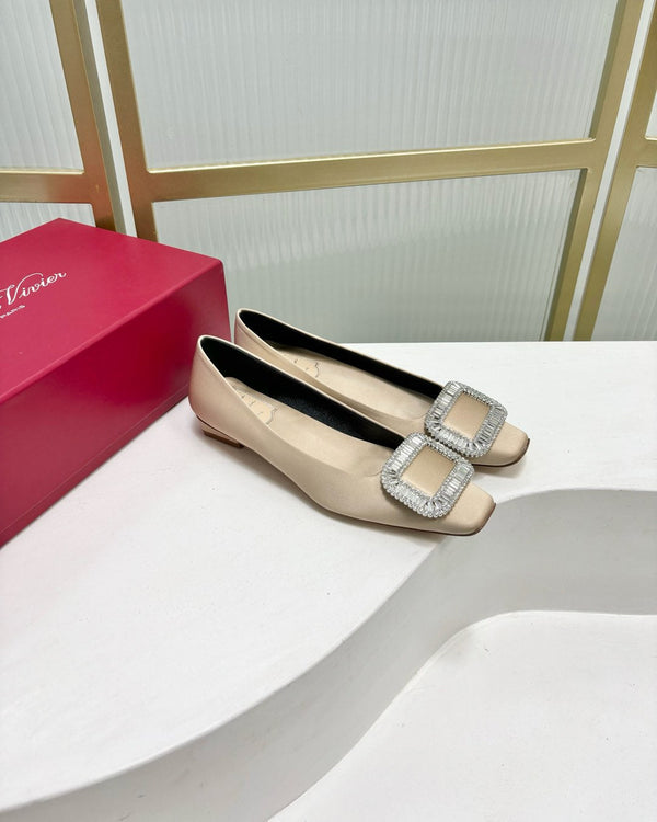 Belle Viv Satin Diamond Buckle Silk Fabric 188938