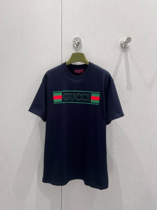 T-shirt a maniche corte in cotone con stampa Gucci 25
