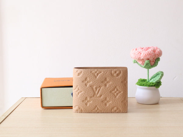 LV Multiple Wallet Monogram Grained Taurillon Cowhide