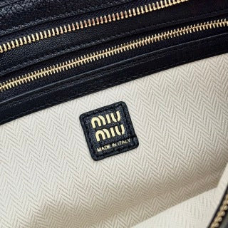 MiuMiu Aventure 25ss shoulder bag 33cm leather