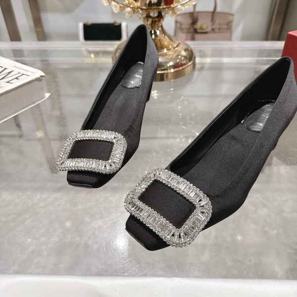 Bell Viv 25 Pumps Black Imported Silk 300731