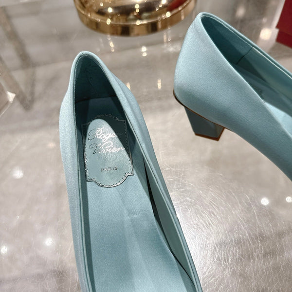 Bell Viv 25 Pumps Blue Imported Silk 300724