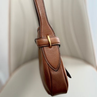 MiuMiu Aventure 25ss shoulder bag 33cm leather