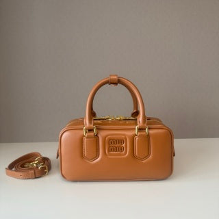 Miu Miu Wander Matelassé Bag Leather