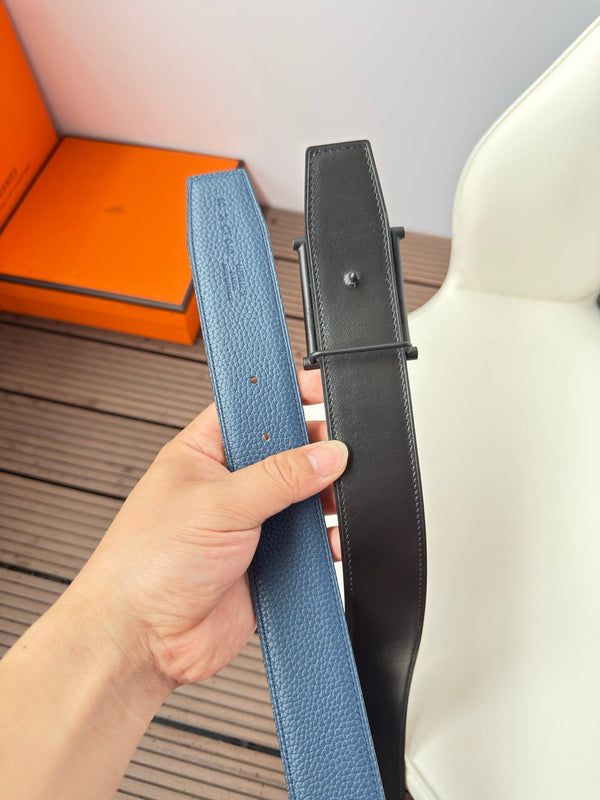 H JUMPING BELT 38MM BLACK BUCKLE & REVERSIBLE BLUE BLACK LEATHER