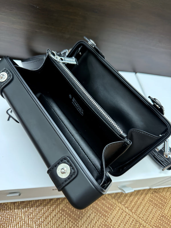 Sac bandoulière personnel Rimowa 2025 en alliage aluminium-magnésium 273941