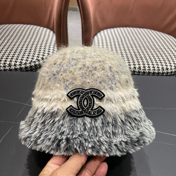 CC 26FW Bucket Hat Multicolor Faux Fur 552011