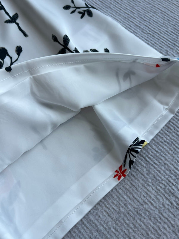 Ensemble chemise et jupe Chanel 26 imprimé blanc en polyester