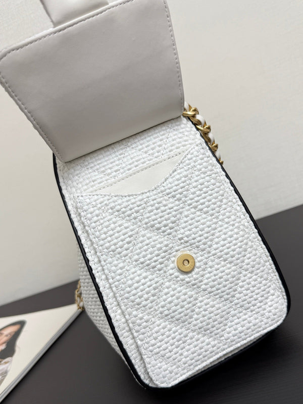 Chanel 2026 Hobo Bag 30cm White in Straw Weaving