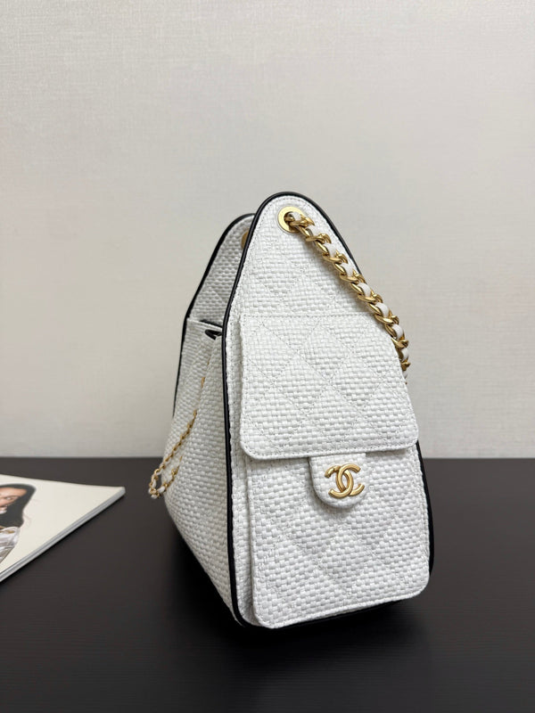Chanel 2026 Hobo Bag 30cm White in Straw Weaving