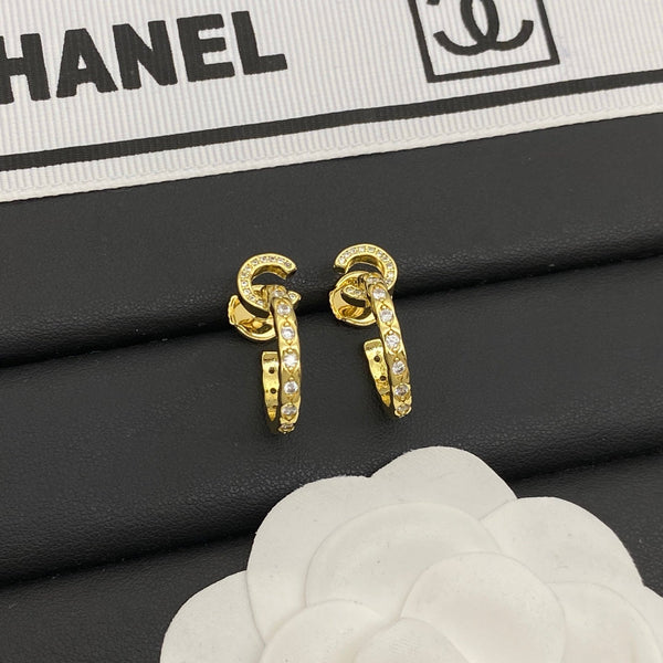 Boucles d'oreilles créoles Chanel Coco Crush CC