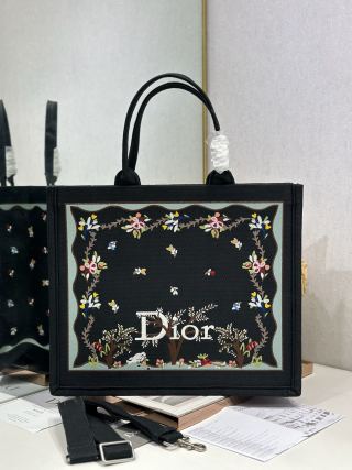CD Book Tote Black with Revolution Flowers in Canvas 288342