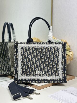 CD Book Tote with Black Oblique pattern and White Lace Frame in Canvas 288349