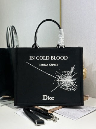 CD Book Tote Embroidered "In Cold Blood" Black in Canvas 288267