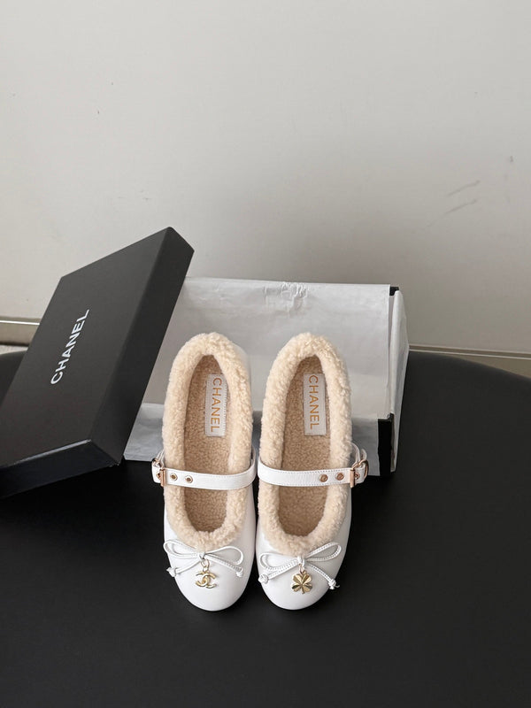 CC 2026 Bow Mary Janes Leather 128295