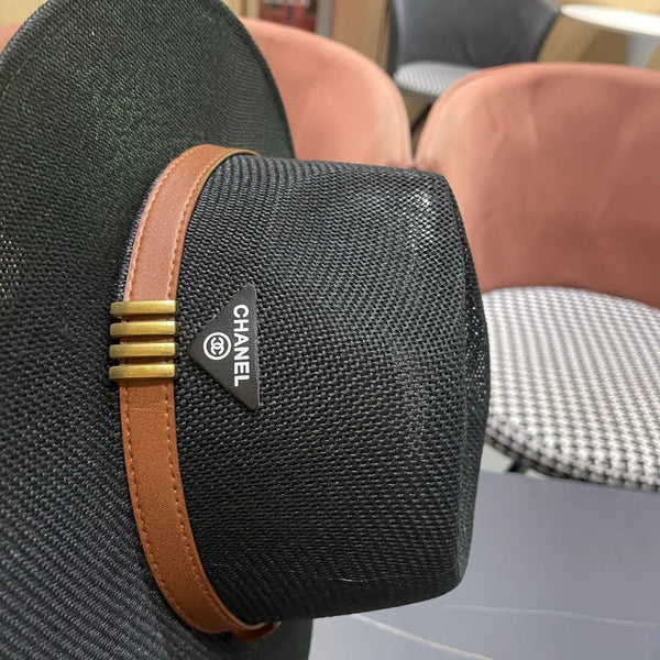 Chapeau de paille Chanel 196000