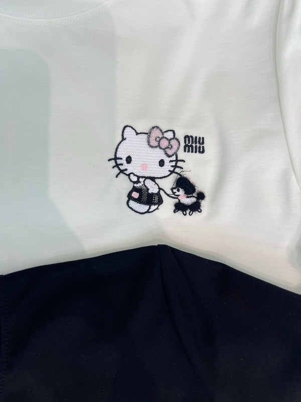 T-shirt à manches courtes brodé Miumiu 2026 Hello Kitty en coton 346491