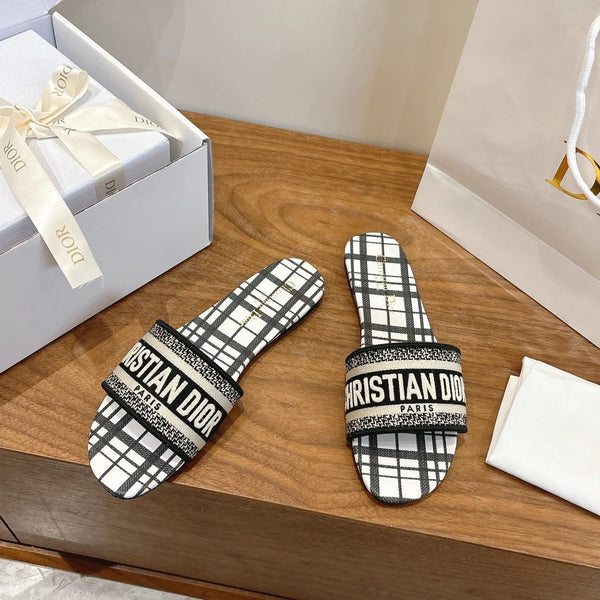 CD 26s Embroidered Sandals Striped Pattern Canvas Cowhide 685547