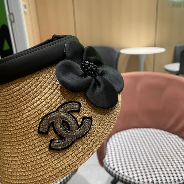 Chapeau de soleil en paille Chanel 196007