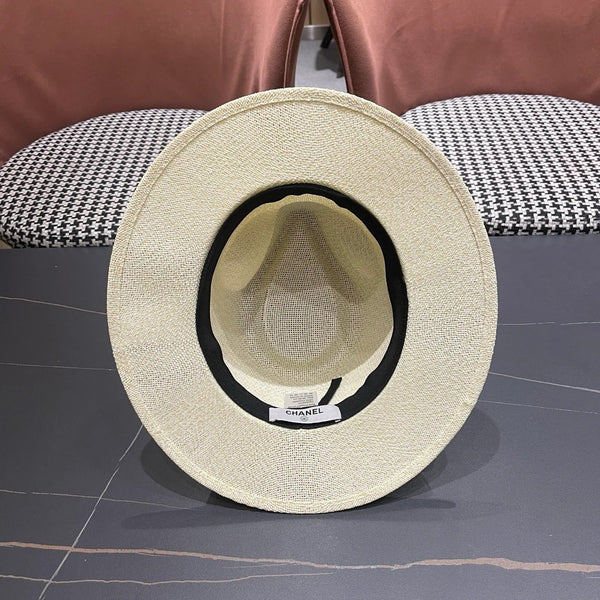 Chapeau de paille Chanel 196000