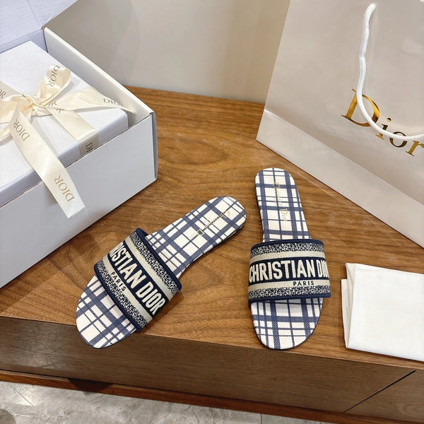 CD 26s Embroidered Sandals Striped Pattern Canvas Cowhide 685547