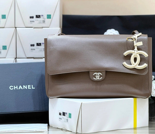 Chanel 2026 Maxi Flap Bag 29cm Light Brown Grained Calfskin