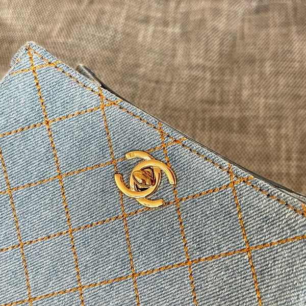 CC 2026 Vintage Matelasse Mini Bag 18cm Denim Leather