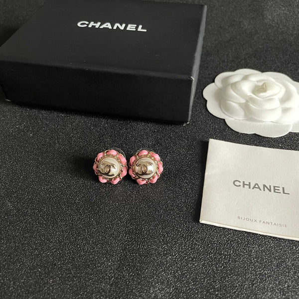 CC Pendantes Double C Perle Rose Boucles d'oreilles Dorées 558643