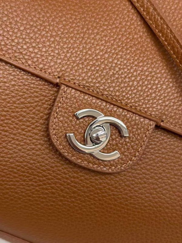 Chanel 2026 Maxi Flap Bag 38.5cm Camel Brown Grained Calfskin