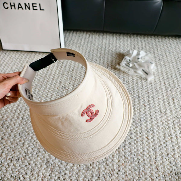 Chapeau de soleil Chanel avec visière en coton 237186