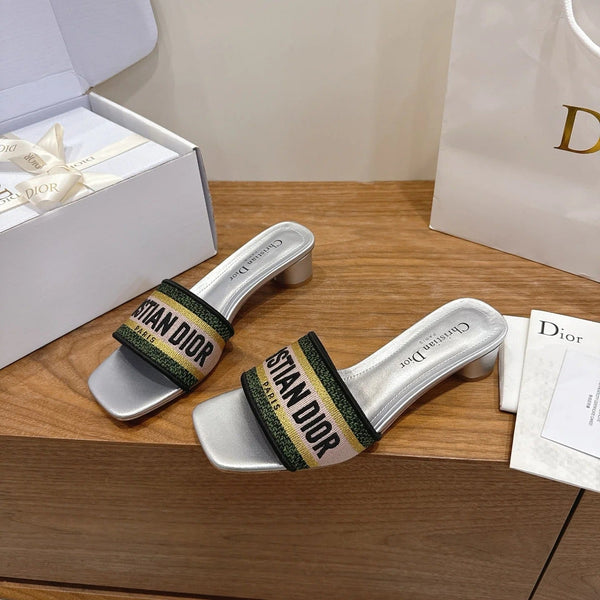 CD 26s Square - Toed Sandals Canvas Cowhide 685446