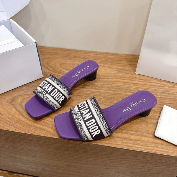 CD 26s Square - Toed Sandals Canvas Cowhide 685446