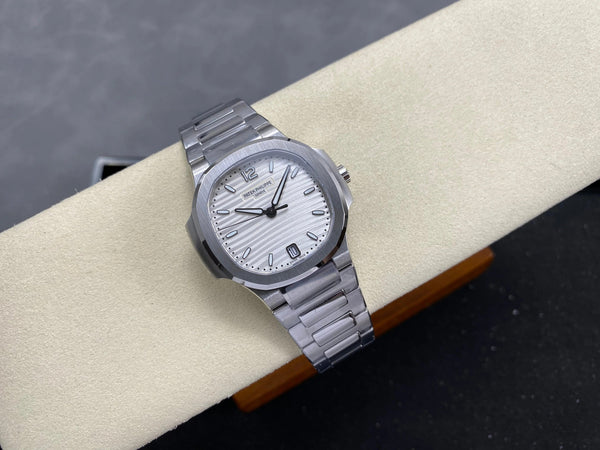 Patek Philippe Nautilus 35mm Cream Dial Sliver Case