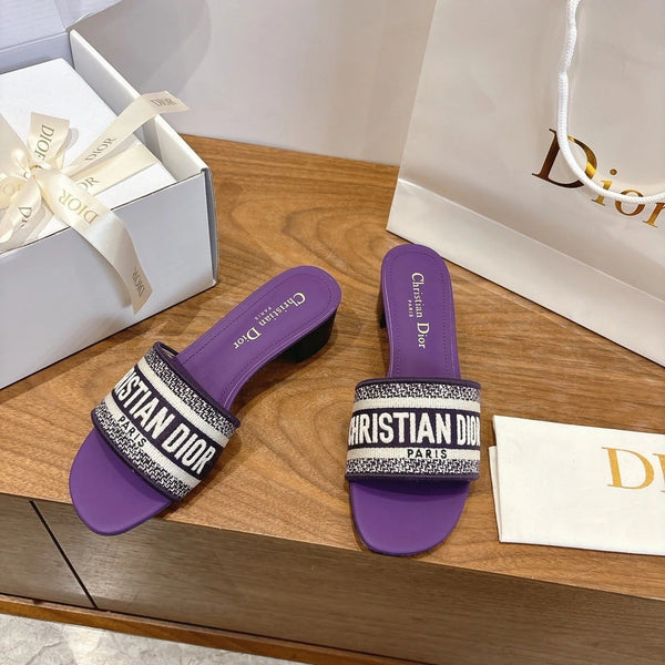 CD 26s Embroidered Sandals 45 Canvas Cowhide 685519