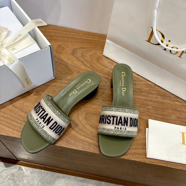 CD 26s Embroidered Sandals 45 Canvas Cowhide 685519