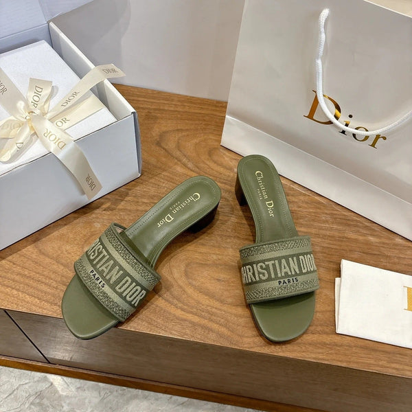 CD 26s Embroidered Sandals 45 Canvas Cowhide 685519