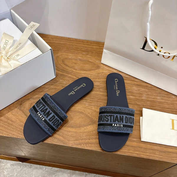 CD 26s Embroidered Sandals Canvas Cowhide 685496